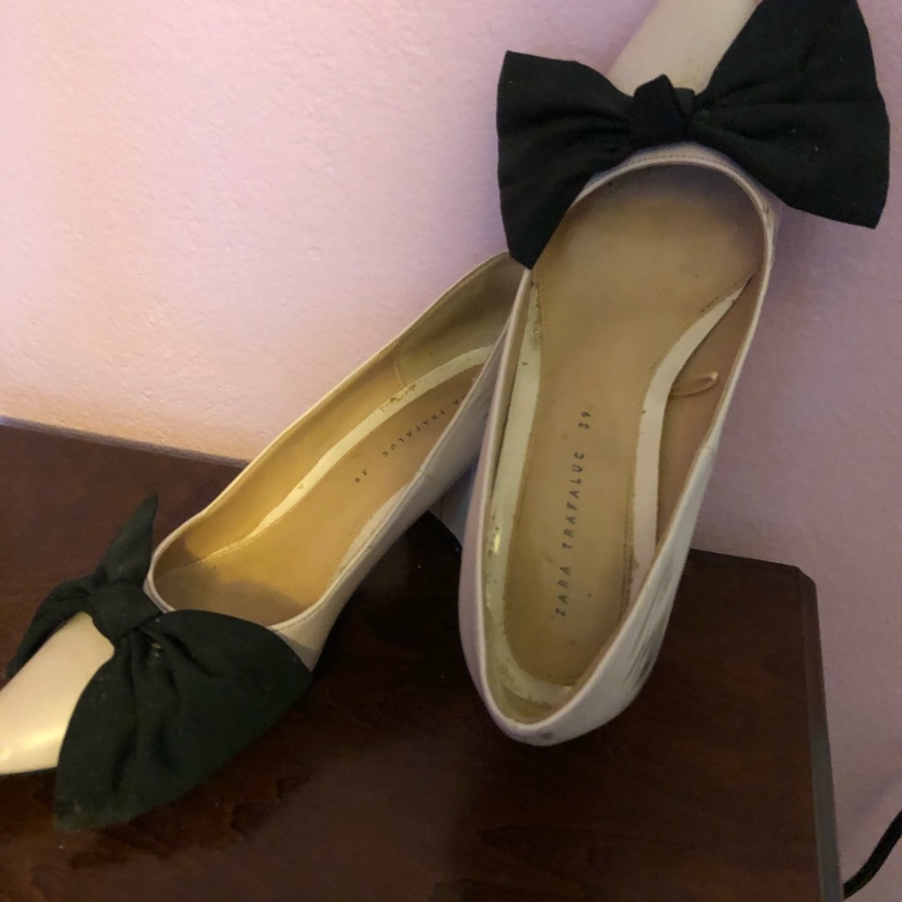 Shoes - Picture 4 of 8